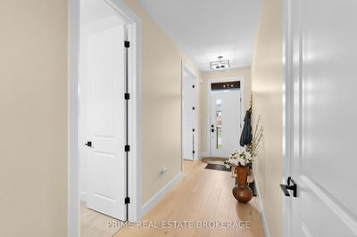 Unit 3 — 106 Coastal Cres, Lambton Shores - Grand Bend image-0-3