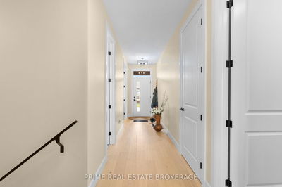 Unit 3 — 106 Coastal Cres, Lambton Shores - Grand Bend image-0-4