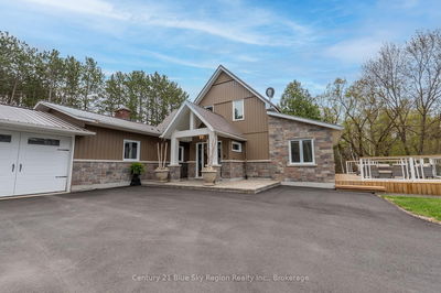 54 Chadbourne Dr, North Bay - Airport image-0-1