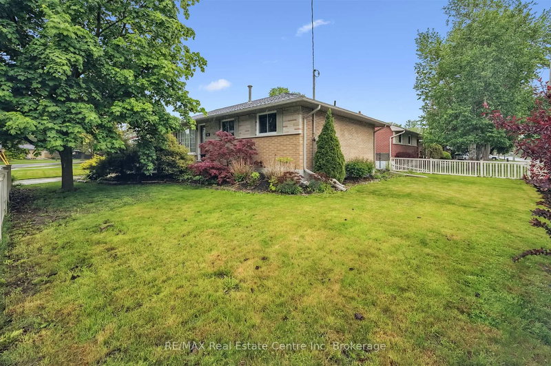 756 CAMBRIDGE St, Woodstock, N4S 4V6 | Image 3