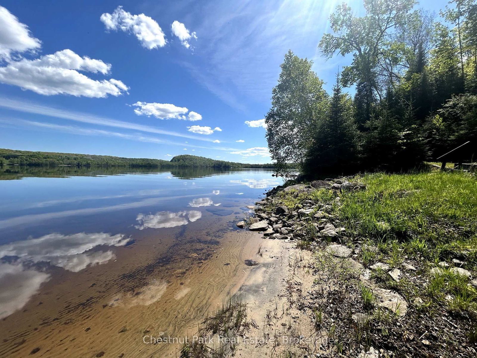 Detached House sold at 855 Limberlost Point Road, Parry Sound Remote Area, Ontario, P0H 2R0 - Restoule - MLS: X12181353