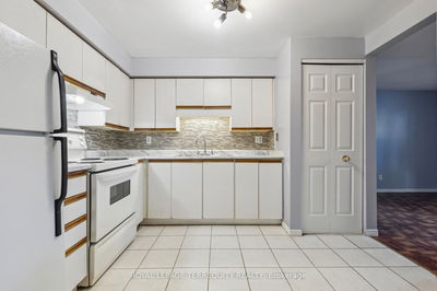 Unit 1 — 321 Northlake Dr, Waterloo -  image-0-3