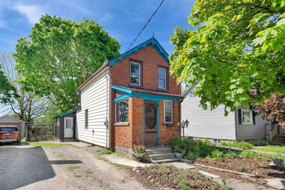 137 University Ave, Cobourg - Cobourg image-0-2