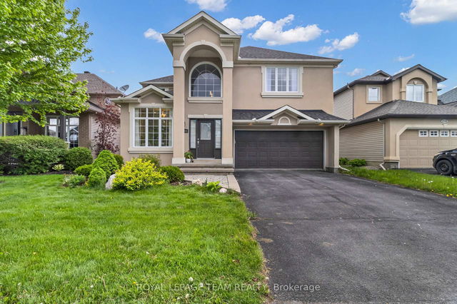 3728 Mountain Meadows Crescent