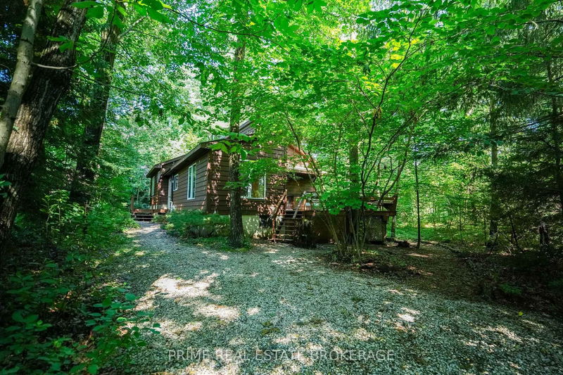 9919 Pinery Lane, Lambton Shores - Grand Bend image-0-0
