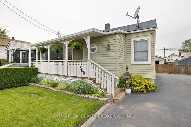 365 Strathearne Avenue