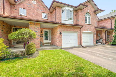 Unit A — 4 Courtland Dr, Brantford -  image-0-3