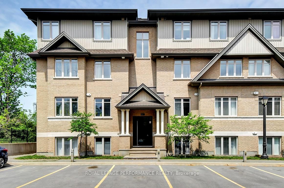 Townhouse for sale at 66A Tipperary Private, Ottawa, Barrhaven - Longfields, K2J 2T3 - MLS: X12181914