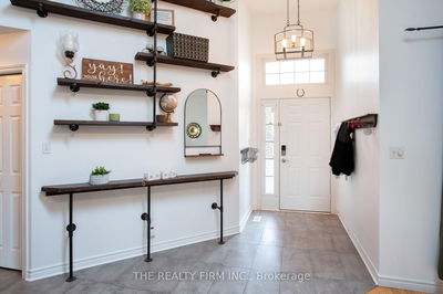 341 Cardigan Crt, London South - South U image-0-2