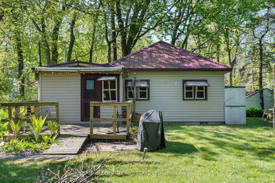 303 Erie Blvd, Norfolk - Long Point image-0-2