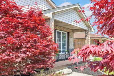 1332 Hansen Cres, Windsor -  image-0-2