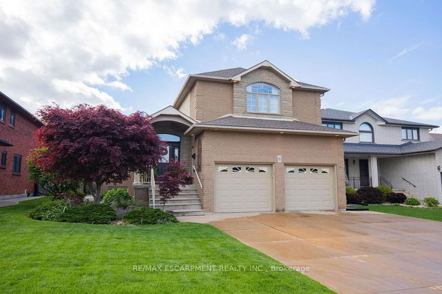 10 Shadeland Crescent