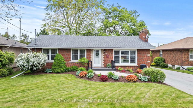 10 Whiteoak Drive
