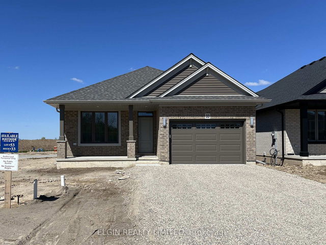 33 Hemlock Crescent