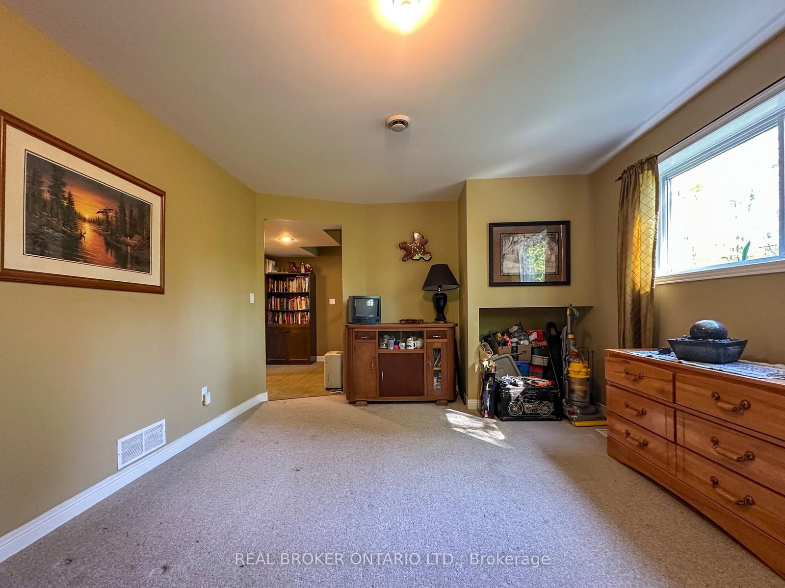 Listing Image 34