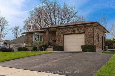 464 Huron St, Warwick - Watford image-0-1