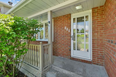 604 Steller St, Ottawa - Fallingbrook/Pineridge image-0-2
