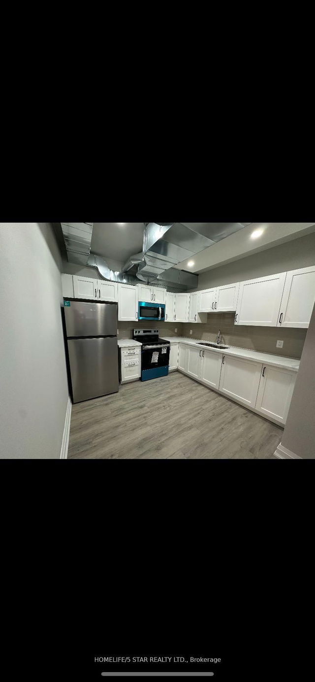 105 - 837 King Street E