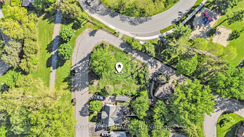 38 Farrow St, Ottawa, K2B 6E1 | Image 2