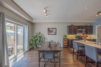451 Raymond St, Peterborough North - 1 South image-0-4