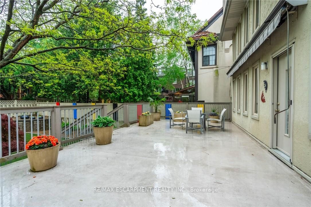 Listing Image 49