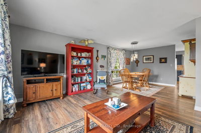 8 Brintnell Blvd, Brighton - Brighton image-0-3