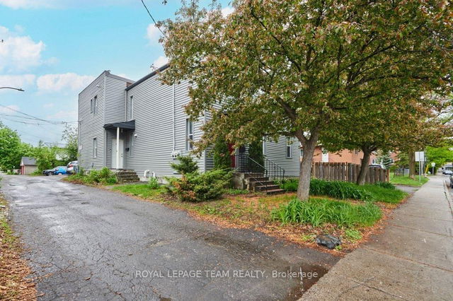 62 Laurel Street