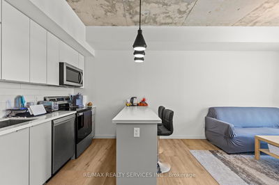 Unit 811 — 7 Erie Ave, Brantford -  image-0-4