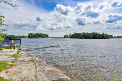 Unit #4 — 1011 Beaumaris Rd, Muskoka Lakes - Monck (Muskoka Lakes) image-0-2