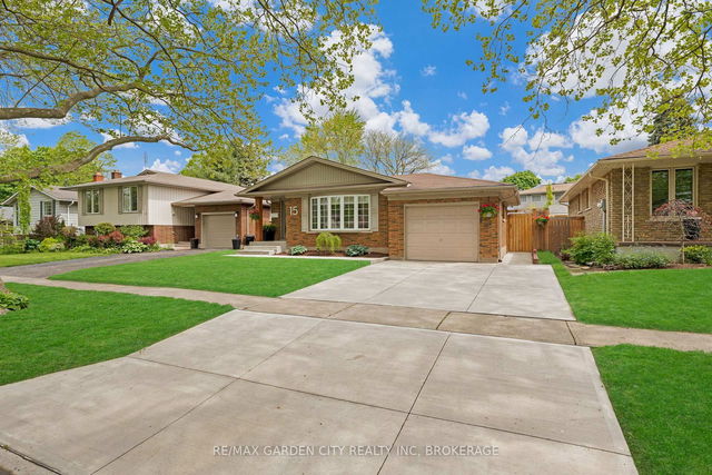 15 Kimbermount Drive