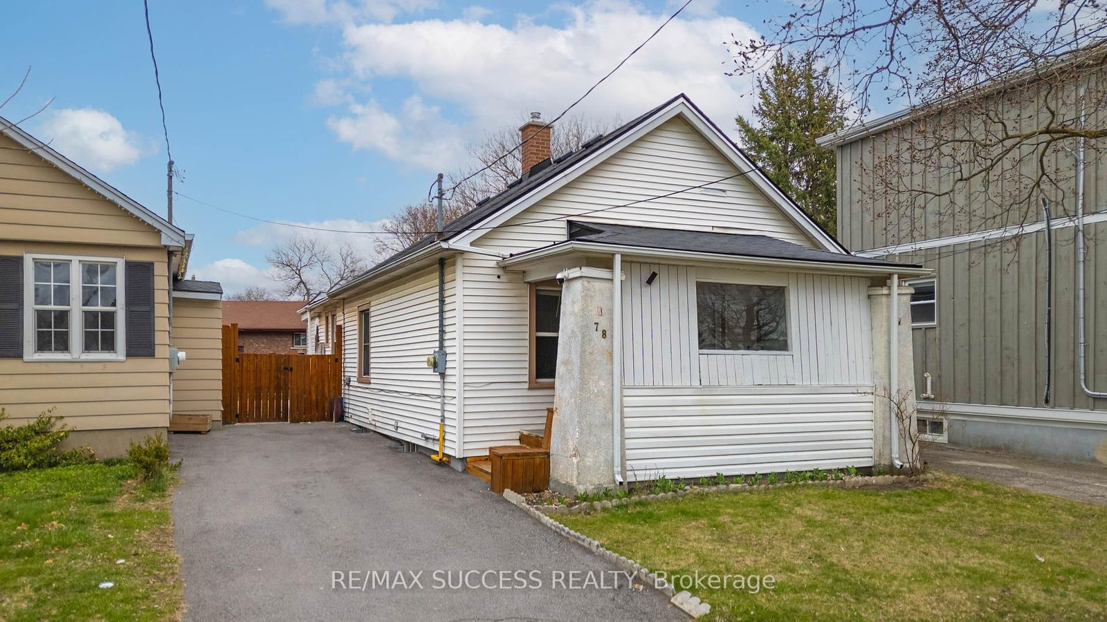 Detached House for sale at 78 Currie Street, St. Catharines, Facer, L2M 5N1 - MLS: X12183137
