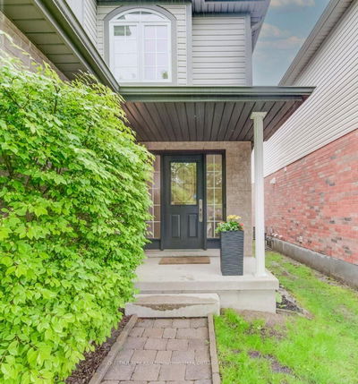 33 Henderson Dr, Guelph - Grange Road image-0-3
