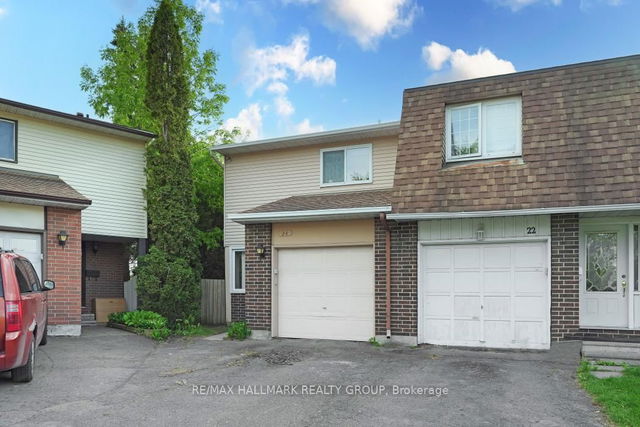 24 Erin Crescent