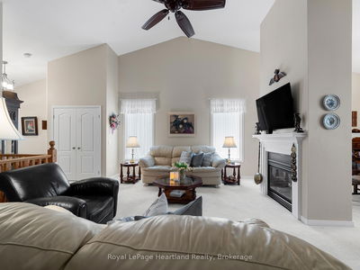 23 Stornoway Cres, Huron East - Egmondville image-0-4