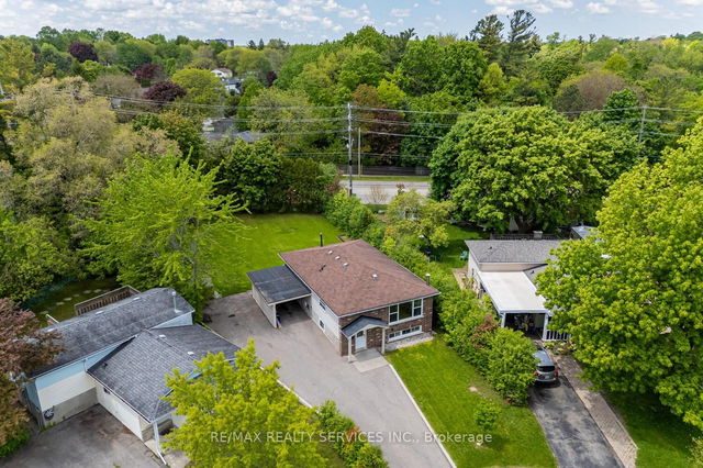 71 Helene Crescent