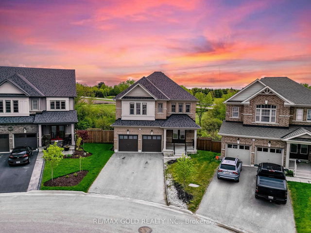 201 Mcfarlane Crescent