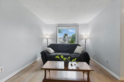 Unit 10 — 482 Springbank Ave, Woodstock - North image-0-2