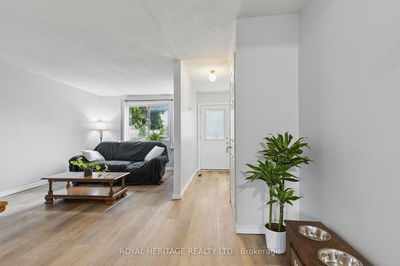 Unit 10 — 482 Springbank Ave, Woodstock - North image-0-4
