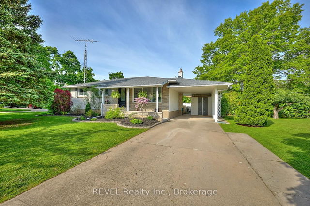 12 Ridley Heights Drive