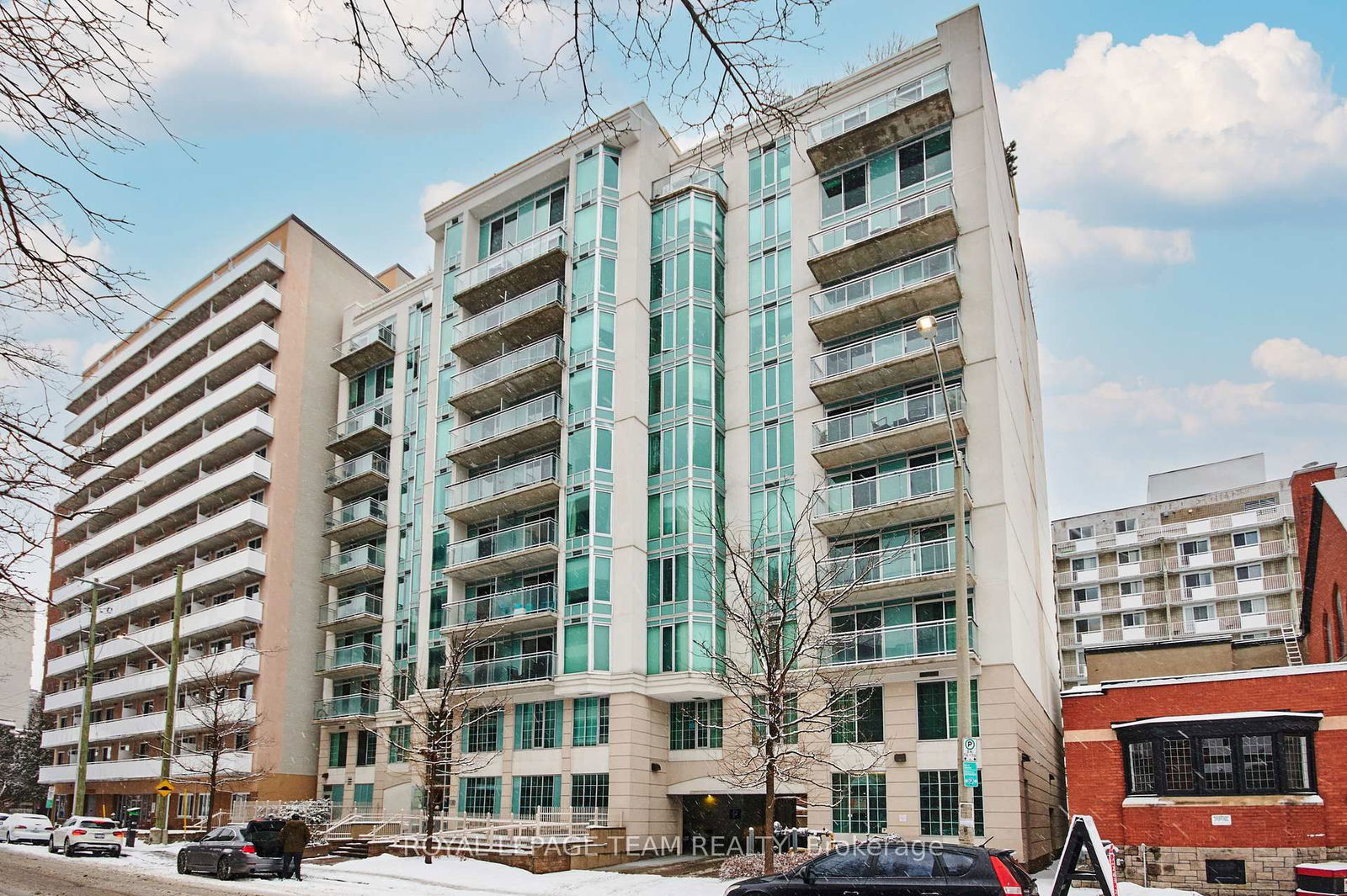 Condo for lease at 911-138 SOMERSET Street, Ottawa, Ottawa Centre/Golden Triangle, K2P 0A3 - MLS: X12183990