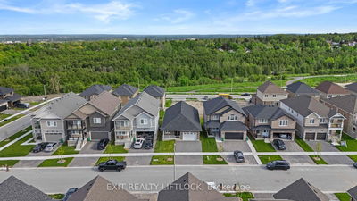 100 York Dr, Peterborough North - 1 North image-0-2