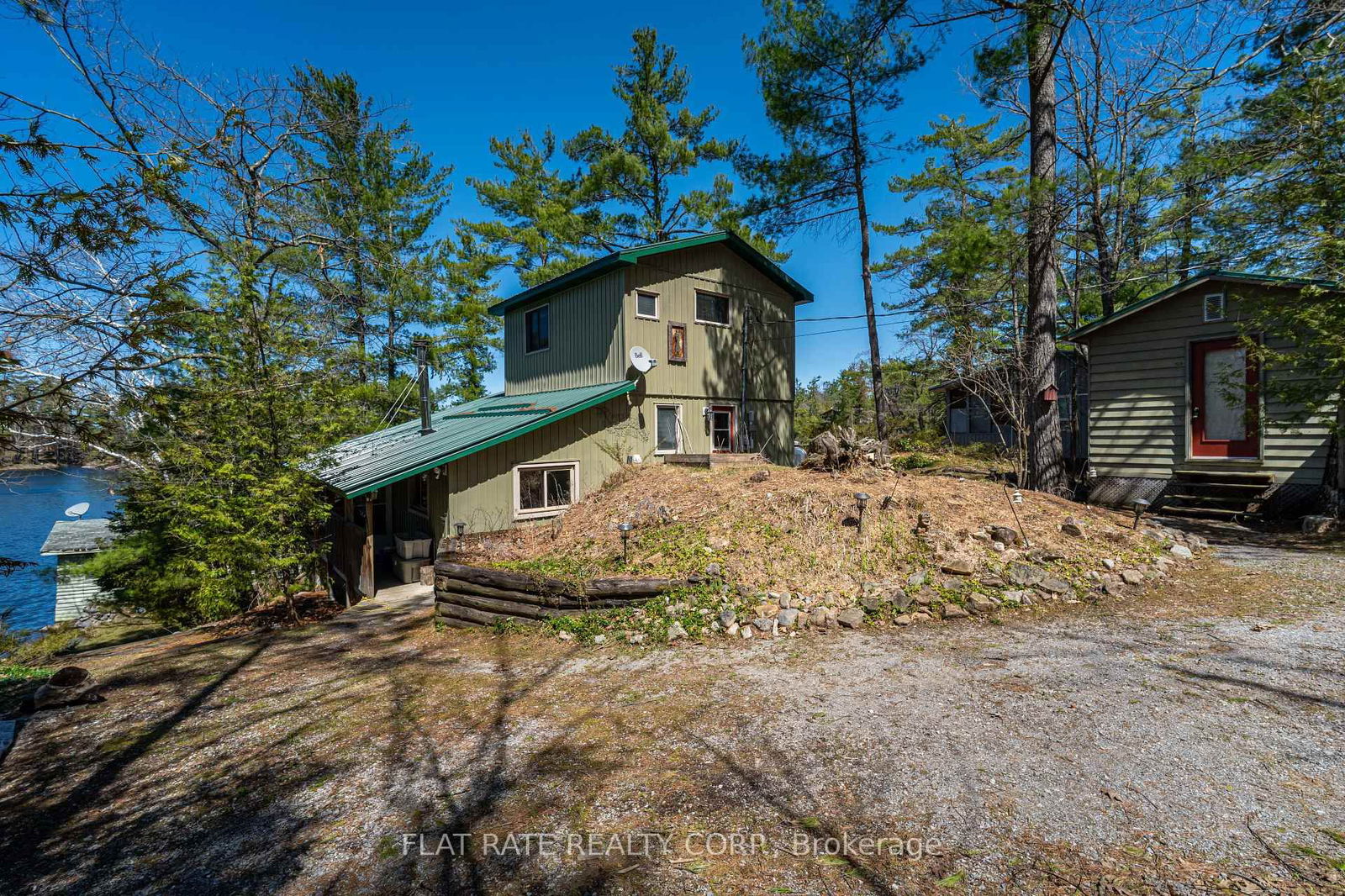 Detached House for sale at 2711 Channel View Lane, Smith-Ennismore-Lakefield, Rural Smith-Ennismore-Lakefield, K0L 2H0 - MLS: X12184002