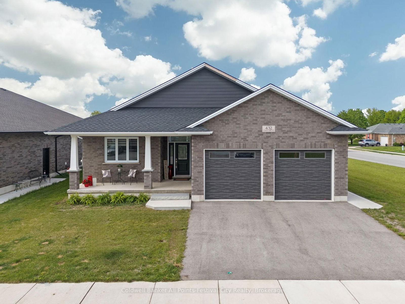 Detached House for sale at 432 Coast Drive, Goderich, Goderich (Town), N7A 4M6 - MLS: X12184074