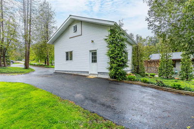 183 Lakeshore Rd, Georgian Bluffs - Georgian Bluffs image-0-2
