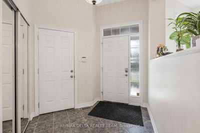227 Hillpark High St, Ottawa - Mer Bleue/Bradley Estates/Anderson Park image-0-2