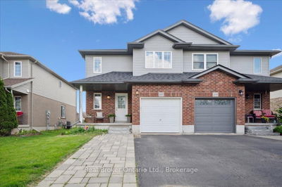 207 Brenneman Dr, Wilmot -  image-0-1