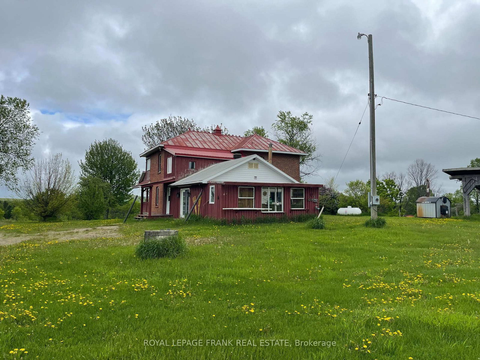 Listing Image 3