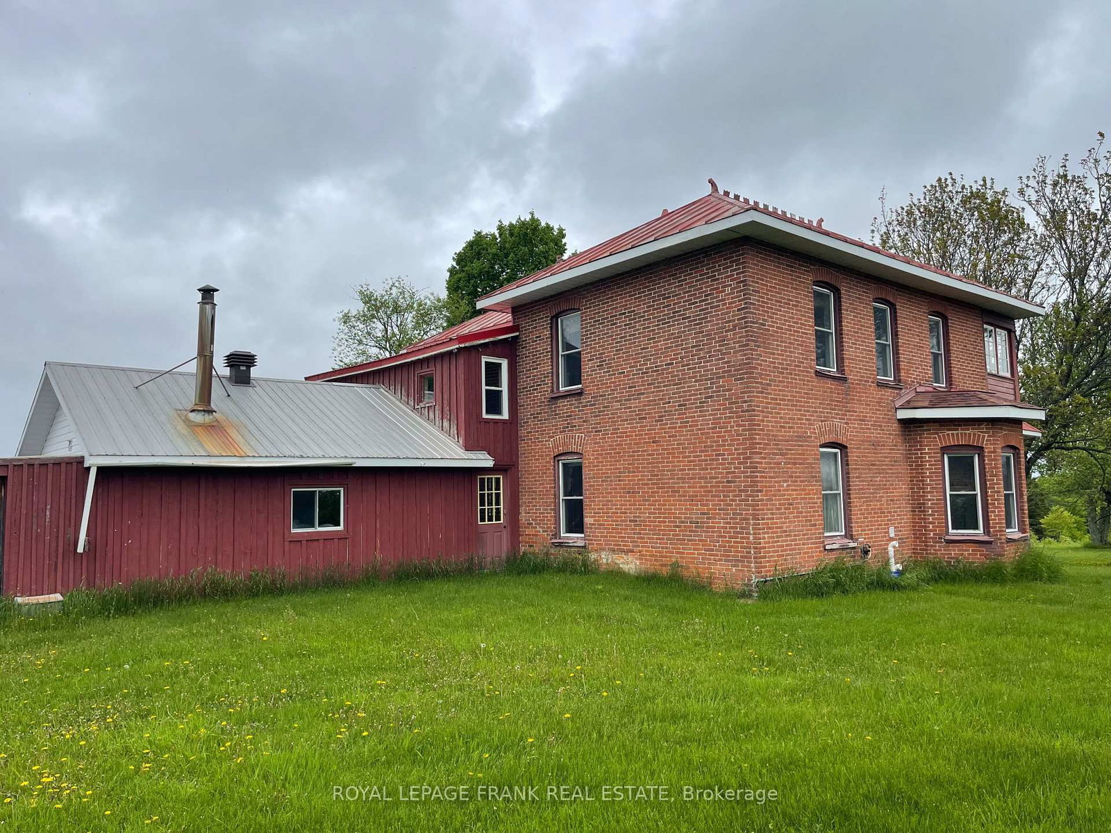 Listing Image 6
