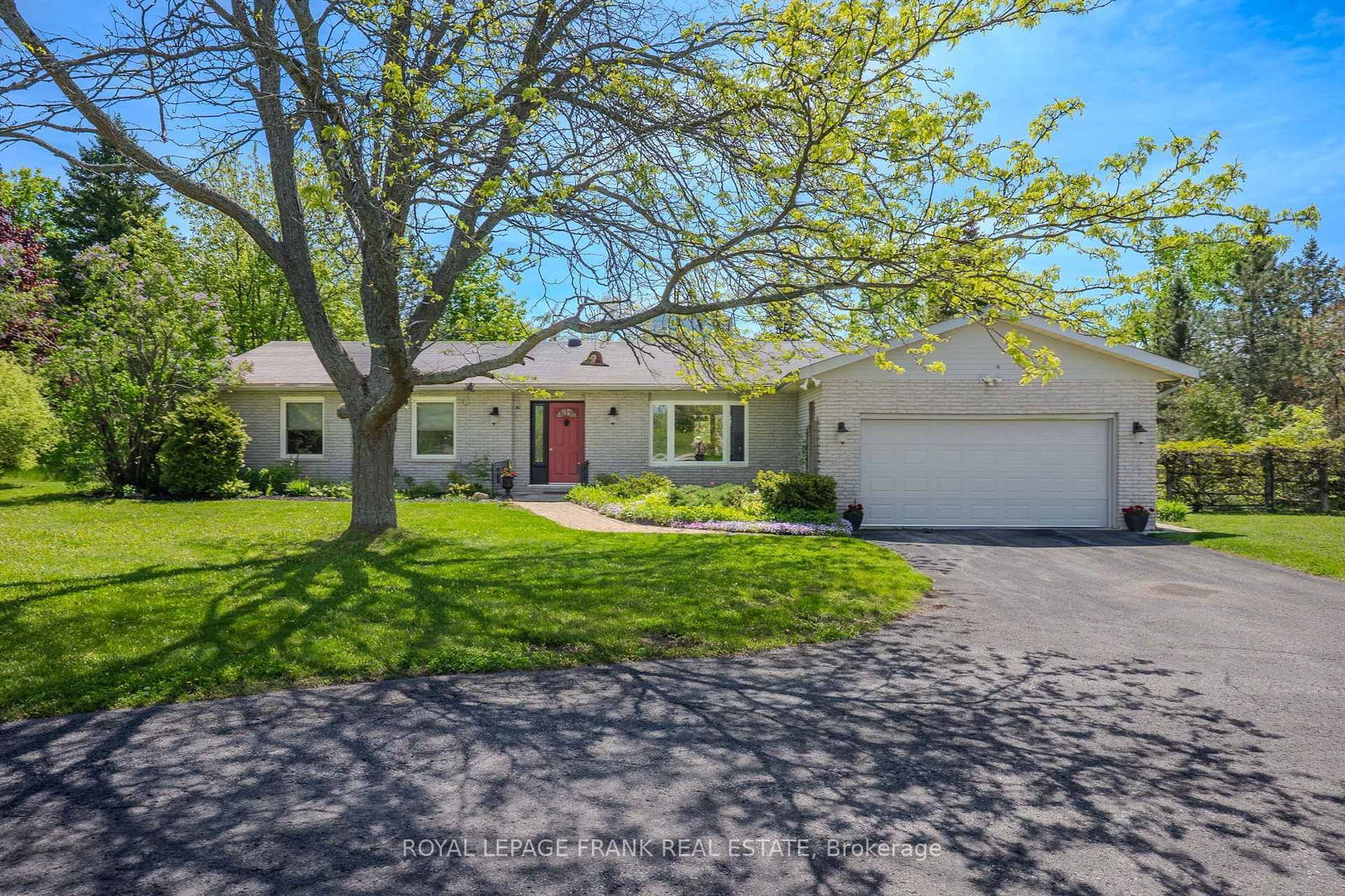 Property at 10 Alma