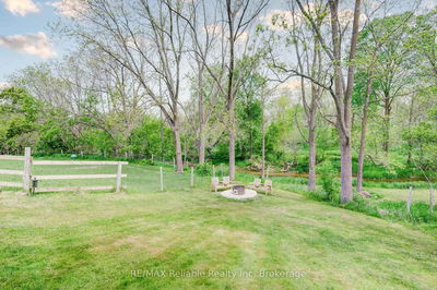 9 Mill Rd, Huron East - Egmondville image-0-2